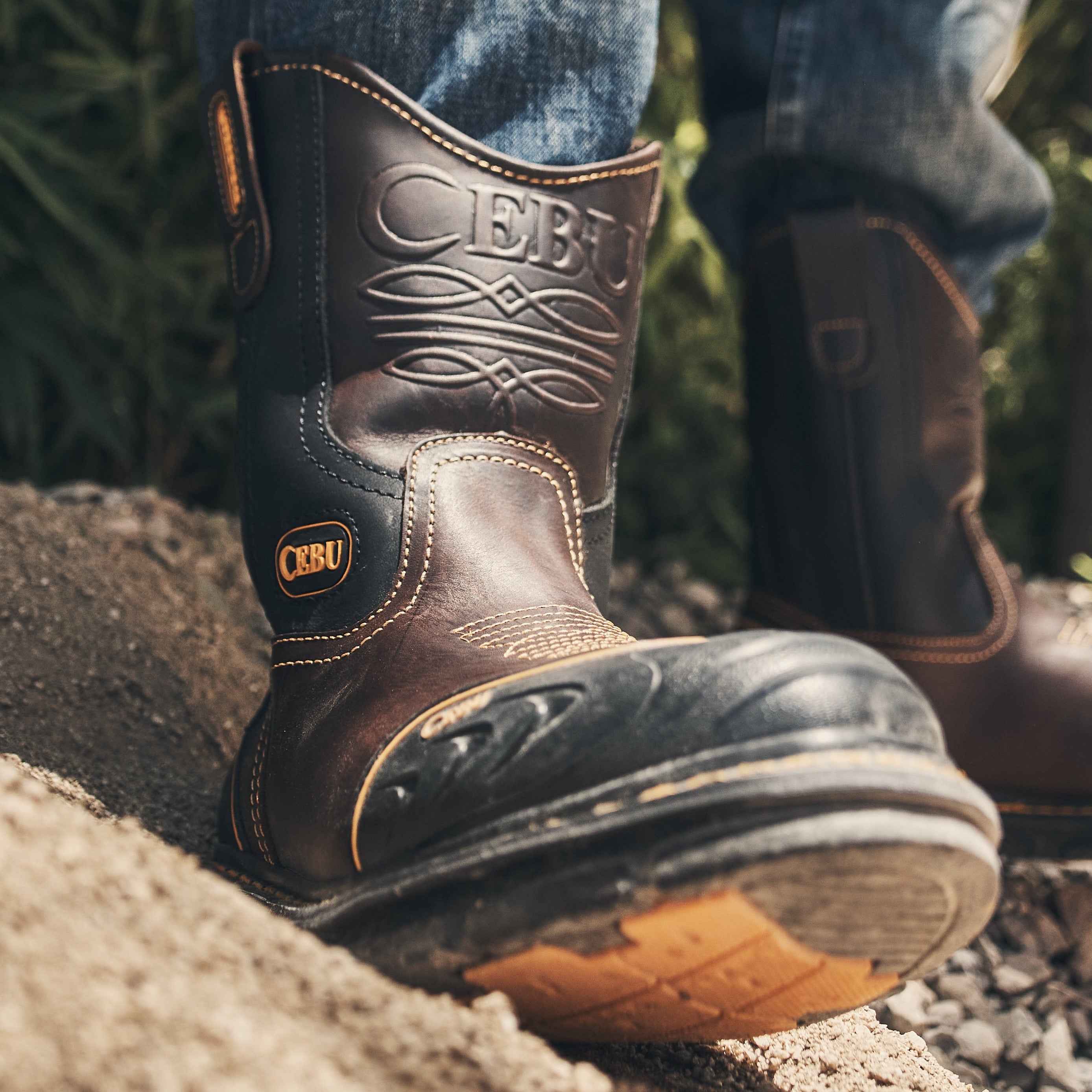 Cheap pull clearance on work boots